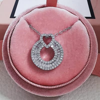 925 Sterling Zilveren Hanger Mode Creatieve Ronde Volledige Diamant Hanger Ketting Dames wit