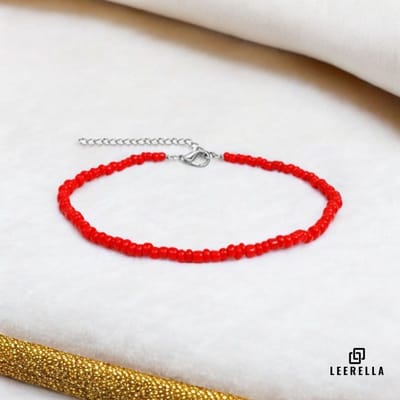 Leerella Choker Multikralen Rood 30+10 cm - Kralenketting Dames - Verstelbare Kralenketting - Trendy & Stijlvolle Halsketting - Perfect Cadeau voor Elke Gelegenheid