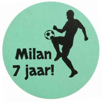 30 Traktatie Stickers | Voetbal | Stuur Naam & Leeftijd naar info@ jmwoods.nl | 5x5 cm | Ronde stickers | 30 stuks