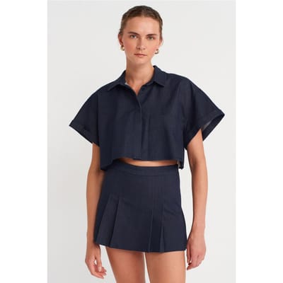Dames Korte Geweven Knopenblouse