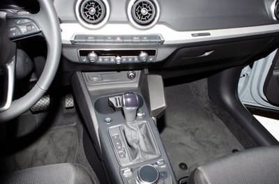 Kuda houder geschikt voor Audi Q2 (Type GA) 2016-2019 Kleur: Zwart