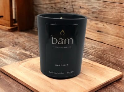 BAM Gardenia Mini Geurkaars – Black Collection Small – 25 Branduren – 65 g – Zonnebloemwas – Vegan