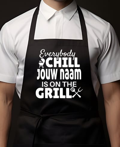 Keukenschort Zwart - Gepersonaliseerd Met Jouw Naam | 65x90cm | Everybody Chill | 100% katoen | Schort / Keukenschorten | Verjaardags cadeau | BBQ - VADERDAG - MOEDERDAG - Met tekst