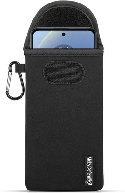MobyDefend Hoesje - Geschikt voor Motorola Moto G54 - Neopreen Pouch Met Karabijnhaak - Insteek - Riemlus - Zwart