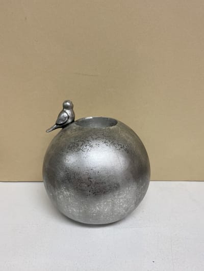 Decoratieve theelichthouder met vogel - zilver - hoogte 16 cm x 14 x 14 cm - polyresin - Woonaccessoires