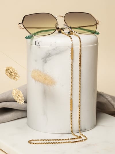 Zonnebrilkoord – Gouden brillenketting – Luxe Gouden bedel met parel – Sunny Cords