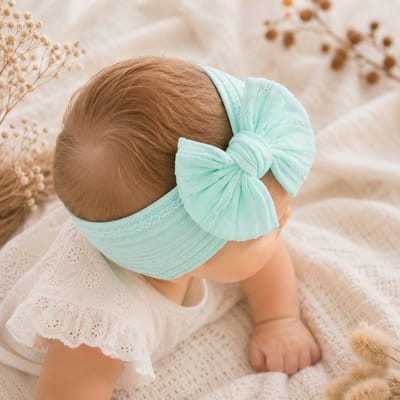 Haar in Stijl® Haarband Heidi Lichtgroen - Groene baby haarband met strik - zachte haaraccessoires voor meisjes