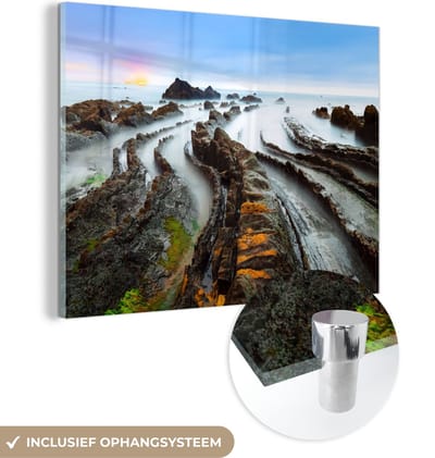 MuchoWow® Glasschilderij 40x30 cm - Schilderij acrylglas - Mist - Rotsen - Water - Natuur - Foto op glas - Schilderijen