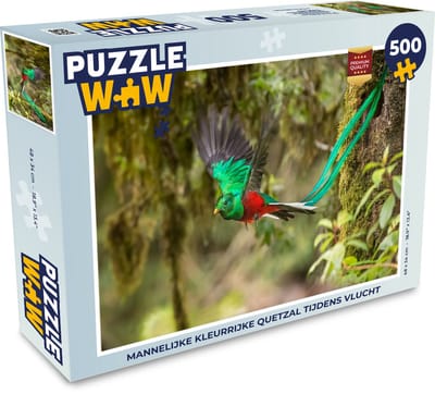 Puzzel Mannelijke kleurrijke quetzal tijdens vlucht - Legpuzzel - Puzzel 500 stukjes