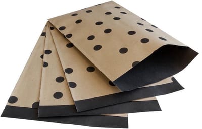 200x papieren zakjes Bruin kraft Stippen 17x25cm