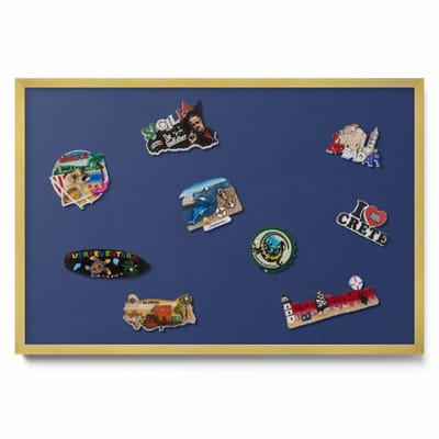 Tulup Magneetbord met Gouden Frame - Marine Magnetisch Bord in Verschillende Kleuren - 60 cm x 40 cm - Marineblauwe kleur - Magnetisch Bord voor Magneten - Magneetbord voor Foto's en Notities - Magneetbord voor Reissouvenirs