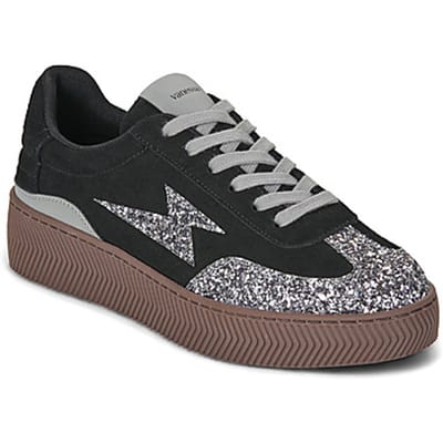 Vanessa Wu  Lage Sneakers JANE Emblem