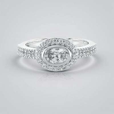 Cavill - Zilveren Ring met Ovale Cambodja Zirkoon 0,713 ct en Pavé Ronde Zirconia 1,07 ct - 925 Sterling Zilver - Elegante Damesring met Bezel Zetting