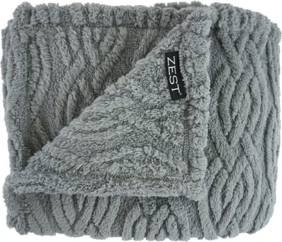 Zest - Fleece plaid - Super zacht Teddy plaid - Lichtgrijs - 130x170 cm - Zachte teddy stof – voor een knus en warm gevoel - Geweven kabelstructuur - Pluist niet, ook niet na het wassen - Heel warm en zacht- Oekotex certificaat - GAEVE