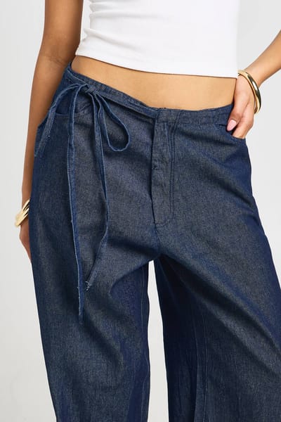 boohoo Dames Chambray Broek Met Strikdetail En Wijde Pijpen | Indigo | Maat: 34