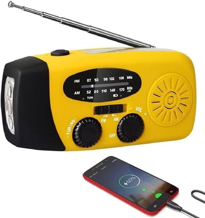 Noodradio - Noodradio Opwindbaar - 2000 mAh - Noodradio Solar Opwindbaar - Oplaadbaar & Op Batterijen - Powerbank - Solar - Zaklamp - Voor Rampen/Camping - Handmatige Crank - Geel