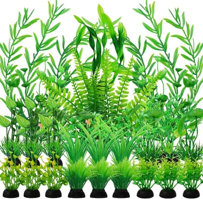 Kunstplanten voor Aquarium Decoratie - 25 Stuks Realistische Groene Waterplanten en Ornamenten voor een Mooi Onderwaterlandschap