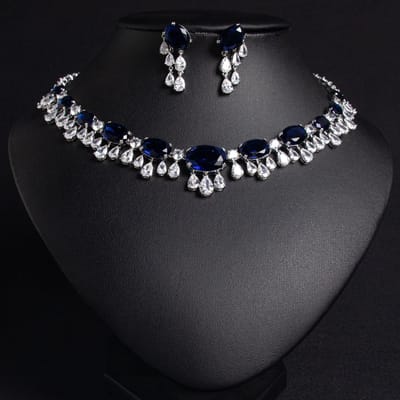 Dames Licht Luxe Design Zirconia Ketting Oorbellen Set Modieus En Veelzijdig Niche Design Gevoel Set Dagelijkse Accessoires black