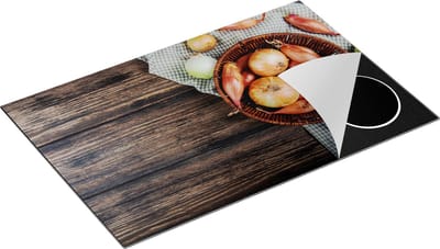 Chefcare Inductie Beschermer Mand met Uien op Tafel - 80x50 cm - Afdekplaat Inductie - Kookplaat Beschermer - Inductie Mat