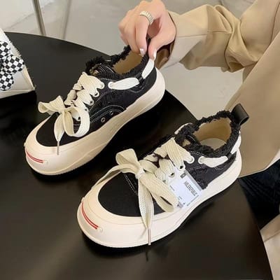 Lelijke Schattige Canvas Schoenen Kinderen Lente en Herfst Nieuw Trendy Ronde Neus Dikke Zool Vetersluiting Enkele Schoenen Mode Casual Kleine Witte Schoenen 40 zwart