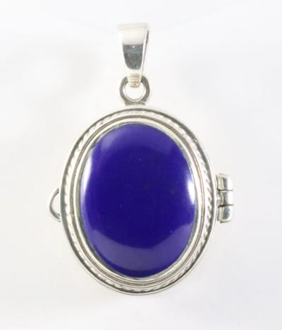 Ovaal zwaar zilveren medaillon met lapis lazuli