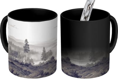 Magische Mok - Foto op Warmte Mokken - Koffiemok - Mistig - Berglandschap - Illustratie - Magic Mok - Beker - 350 ML - Theemok