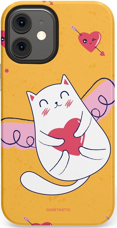 Casetastic Hoesje Geschikt voor Apple iPhone 12 Mini - Stijlvolle Beschermende Duo-layer Case - Kattenflirt Geel Rode Hartjes Liefde
