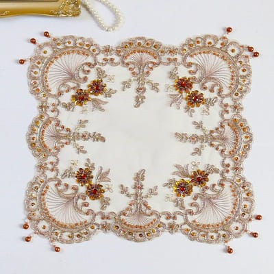 Beste Europese Kant Borduurwerk Kralen Hanger Vierkante Placemat Onderzetter Balkon Slaapkamer Salontafel Fruit Schaal Mat Bruiloftsdecoratie
