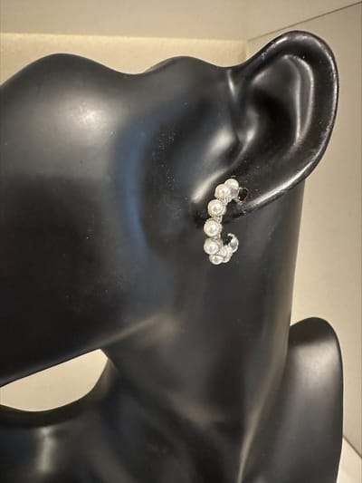 Oorsteker ring met bolletjes diameter 2 cm | | Make up | Parfum | Moederdag | Verjaardagscadeau| Cadeautje| Valentijnsdag| Kado | sieraden | vaderdag | oorbellen | oorsieraden