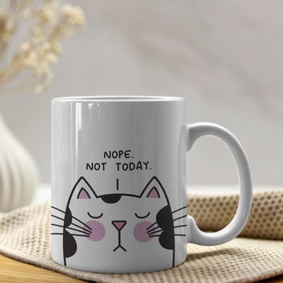 Creasowl® - Nope, not today kat - Mok Wit - Cadeau voor vrouw - Koffie mok - Grappige cadeaus - Cadeau voor vriendin - Kado zelfvertrouwen - Grappige mok - Cadeautje voor haar - Mokken en bekers - Verjaardag cadeau - Koffiekopjes - Mok met tek