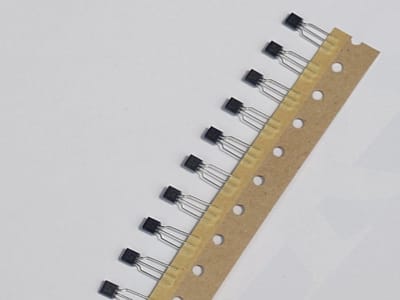 BC547C Toshiba TO-92 behuizing Echt een mooie transistor, zwart, hip vormgegeven 7 stuks