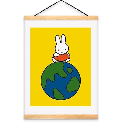 Poster A3 nijntje around the world inclusief posterhanger