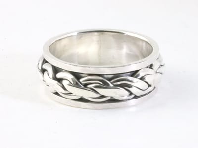 Zware zilveren ring met kabelpatroon - maat 18