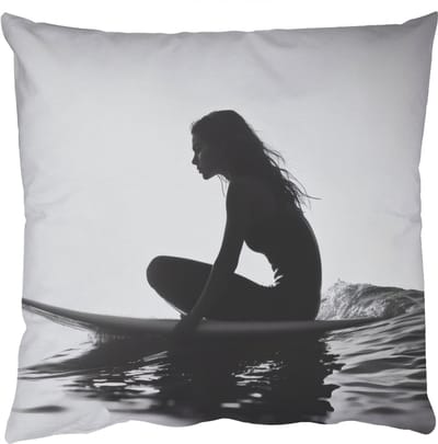Sierkussens - Kussentjes Woonkamer - 50x50 cm - Silhouet - Vrouw - Surfplank - Water