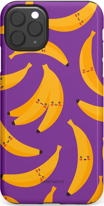 Casetastic Hoesje Geschikt voor Apple iPhone 11 Pro Max - Stijlvolle Beschermende Duo-layer Case - Kawaii Bananen