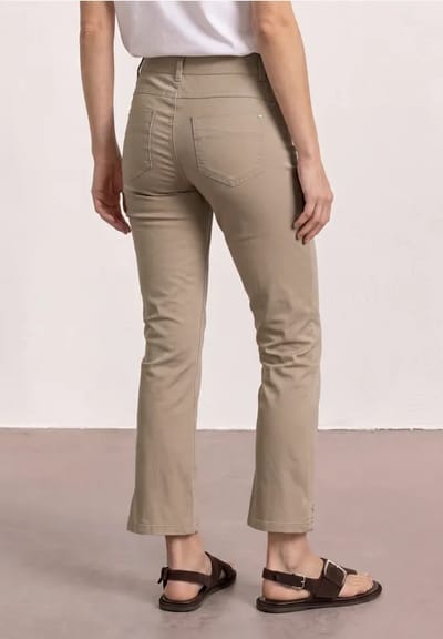 3/4 broek met flared pijpen in casual pasvorm