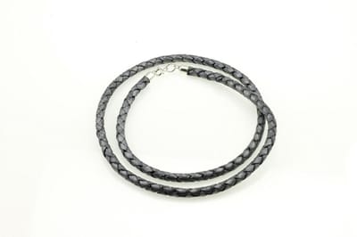AuBor ®. Gevlochten leren ketting met zilveren sluiting. Grijs. 4mm × 38cm