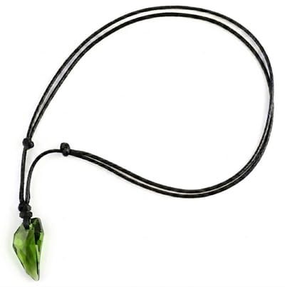Ketting met groene steen hanger voor heren en dames - zwart koord met abstracte steen look