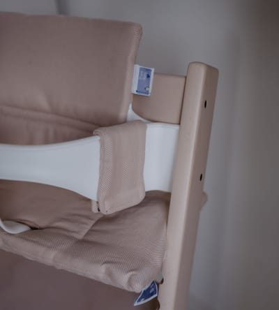 Kussen - verkleiner Tripp Trapp - 2 delig rugkussen en zitkussen - Pure Baby Love - Cafe au Lait