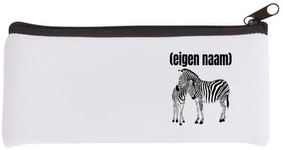 Akyol - 2 zebra's Etui - Dierentuin - zebra liefhebbers - met eigen naam - zebra spullen - gepersonaliseerd - 20 bij 9 cm