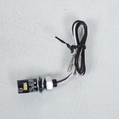 Éclairage de plaque Led 12V 2W Blanc Vparts pour deux roues Moto Scooter Quad