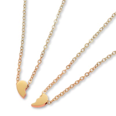 Marama - Kettingen Set Van 2 Halve Hartjes Goud - stainless steel - gold plated - vriendschap - liefde - geschenk - nikkelvrij - halve hartjes