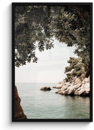 Poster in lijst - Fotolijst 60x90 cm - Posters - Rotsen - Zee - Boom - Groen - Posterlijst zwart - Decoratie - Wanddecoratie woonkamer - Muurdecoratie slaapkamer