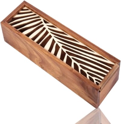 Houten Potloodhouder met Retro Snijwerk en Glijdend Deksel voor Thuis, School en Kantoor, 7.7 X 2.2 X 1.6 Inch, Organiseer je Bureau en Creatieve Ruimte