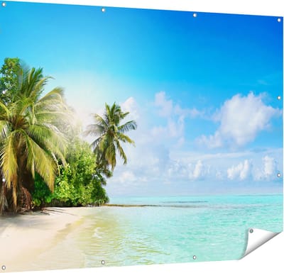 Gards Tuinposter Tropisch Strand bij de Licht Blauwe Zee - 150x120 cm - Tuindoek - Tuindecoratie - Wanddecoratie buiten - Tuinschilderij