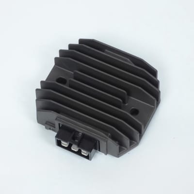 Régulateur redresseur de tension Sun pour Scooter Yamaha 530 T-MAX DX Après 2017 Neuf