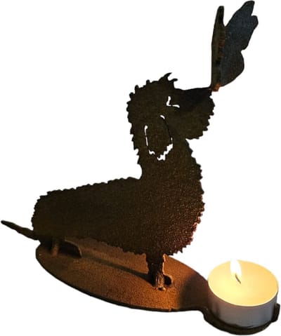 Dream-Garden Waxine houder Puck de ruwharige Teckel met vlinder