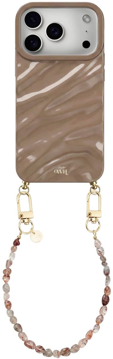 xoxo Wildhearts Taupe Glaze telefoonhoesje met koord - geschikt voor iPhone 17 Pro - Soft Taupe - Dream hoesje met telefoonkoord - Glimmende silicone case met plooien - Steentjesketting - Beige