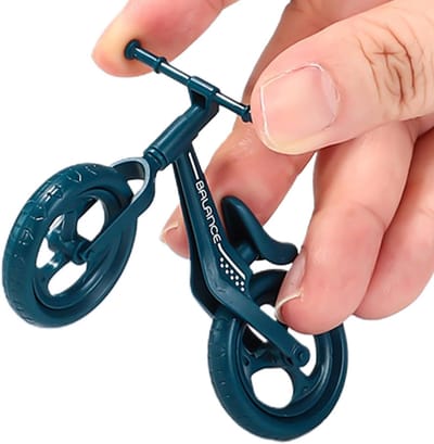 Mini Mountainbike Figuur - Vinger Speelgoed - Desktop Decoratie - Beweegbaar Stuur - Kleine Schaal - Willekeurig