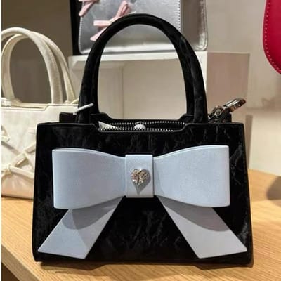 Strik Minderheid Crossbody Tas Pure Verlangen Zoete Dame Stijl Draagbaar Eenvoudig Pendelen Kleine Vierkante Tas zwart